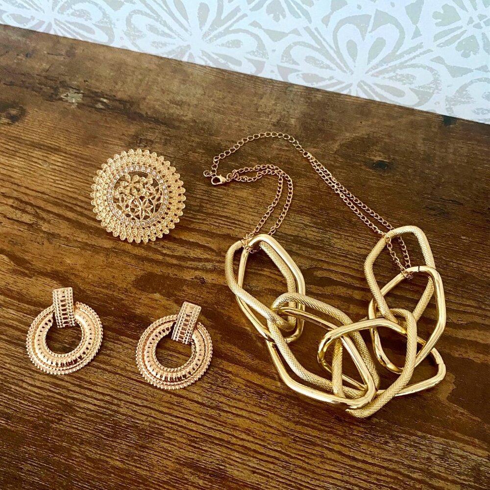 Gold Trio Interlocked Loop Necklace Vintage Indian Earrings Shield Ring